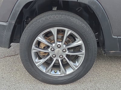 2020 Jeep Cherokee Latitude Plus FWD