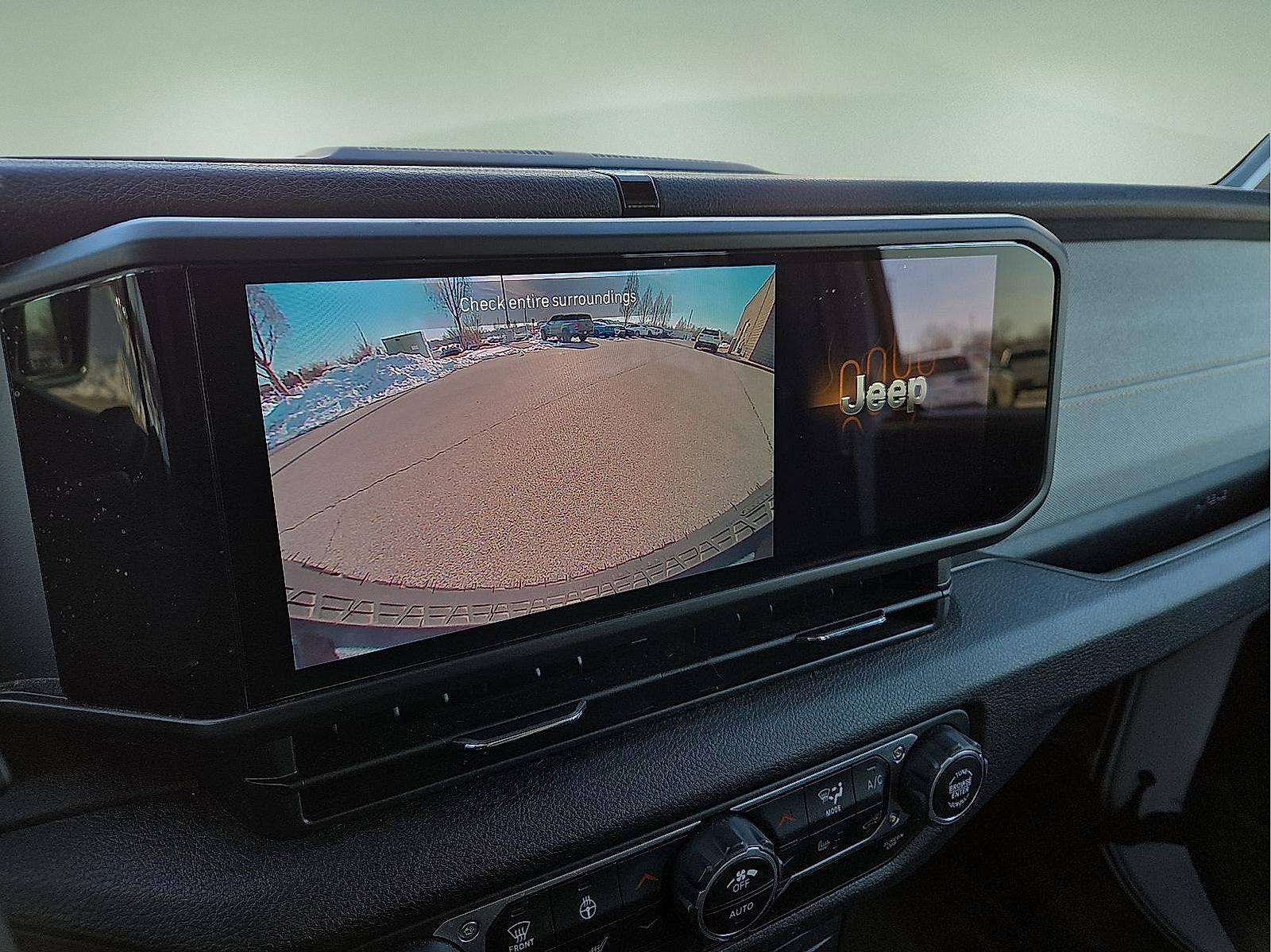 2024 Jeep Wrangler 2-Door Willys 4x4