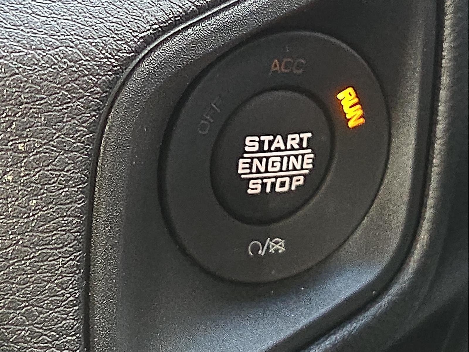 2026 Jeep Wrangler 4-Door Sport RHD 4x4