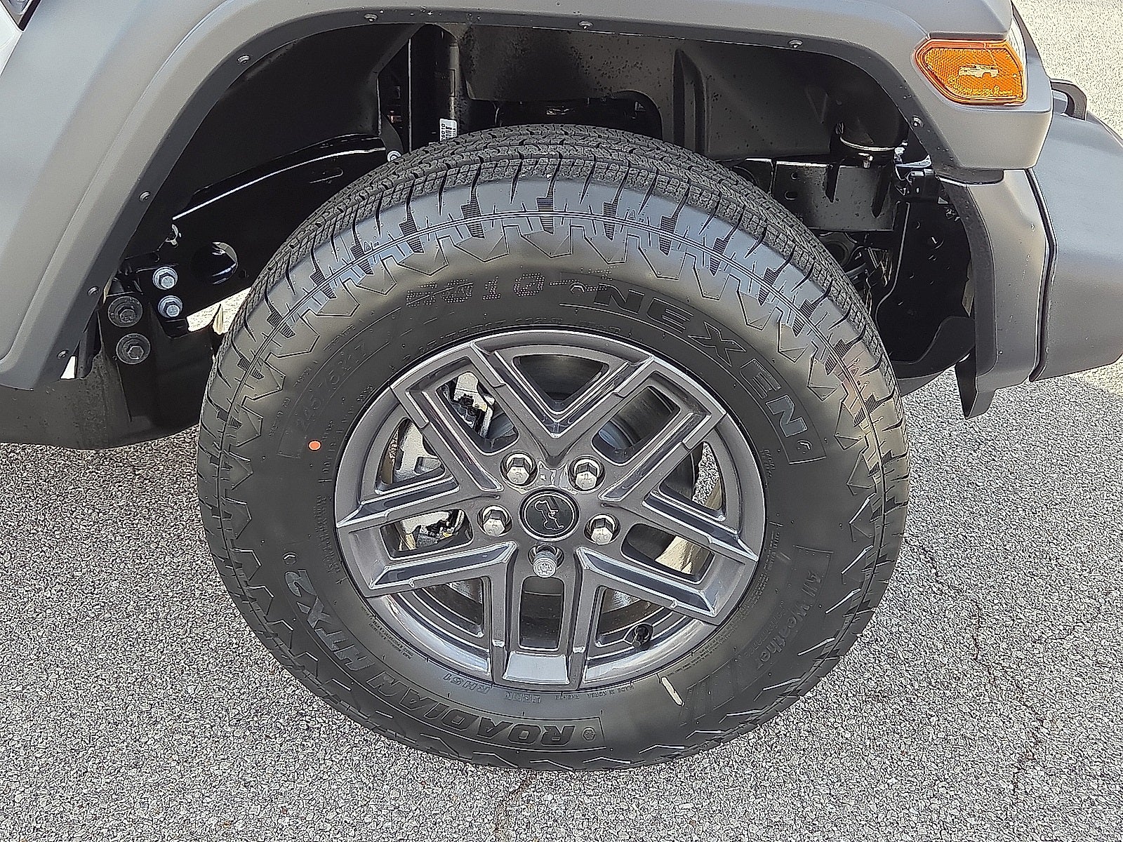 2026 Jeep Wrangler 4-Door Sport RHD 4x4