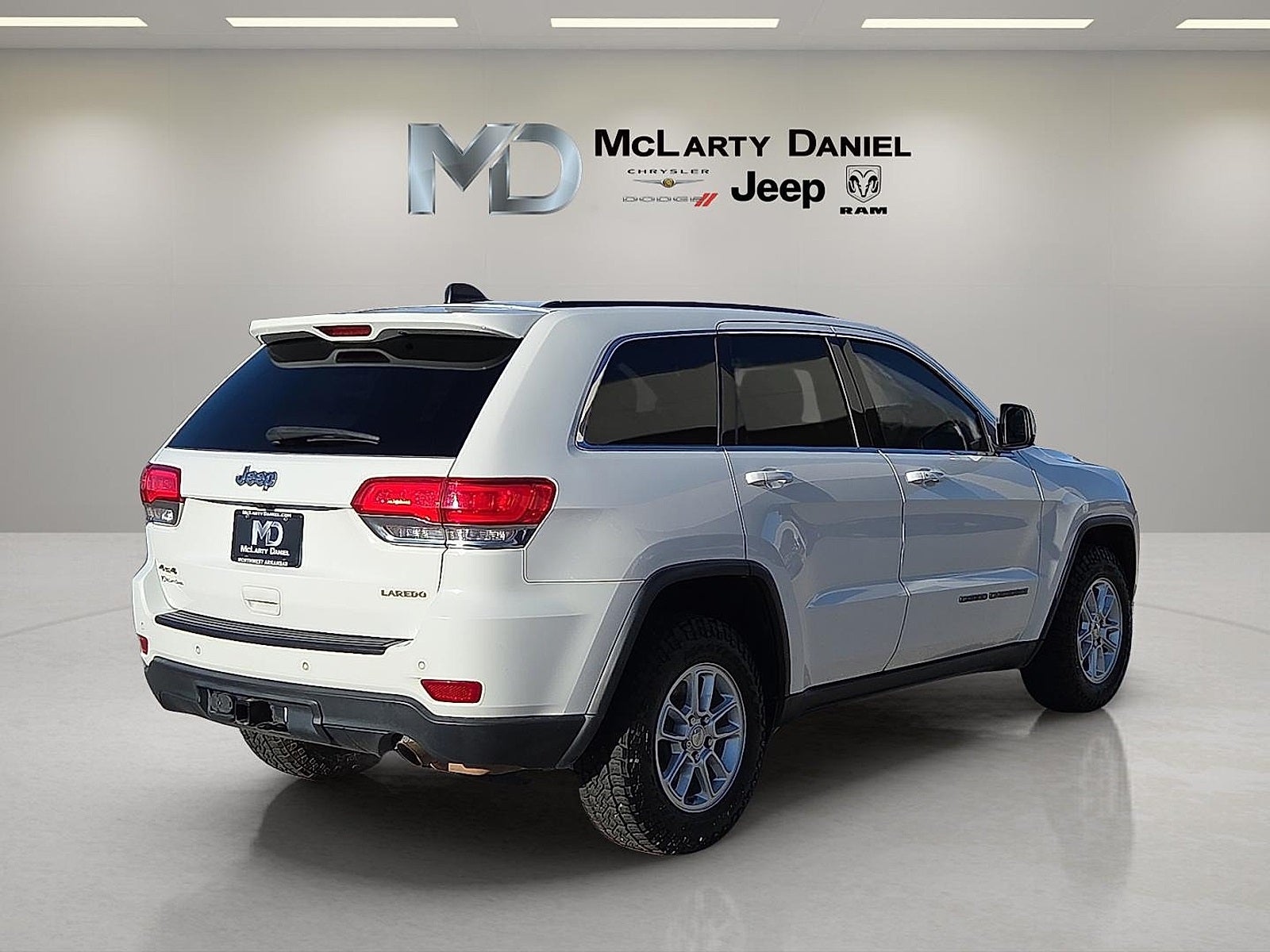 2018 Jeep Grand Cherokee Laredo 4x4