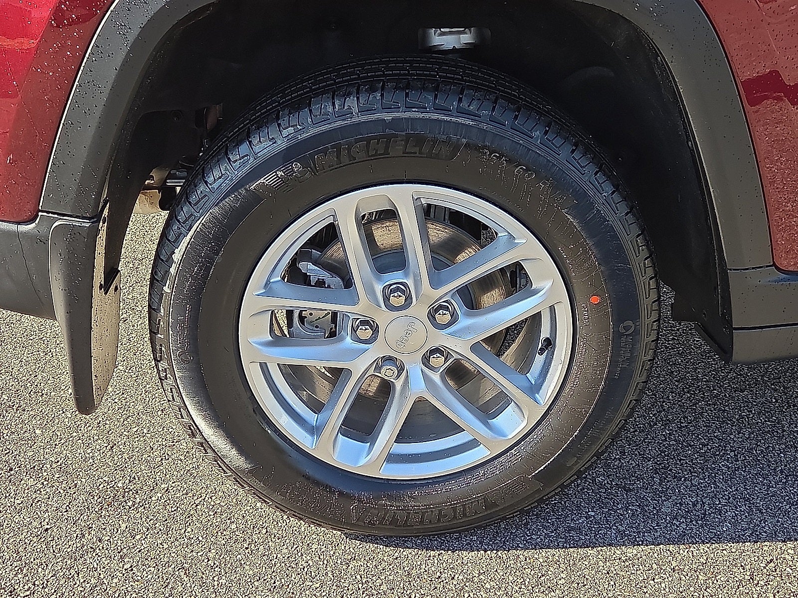 2025 Jeep Grand Cherokee GRAND CHEROKEE LAREDO X 4X4