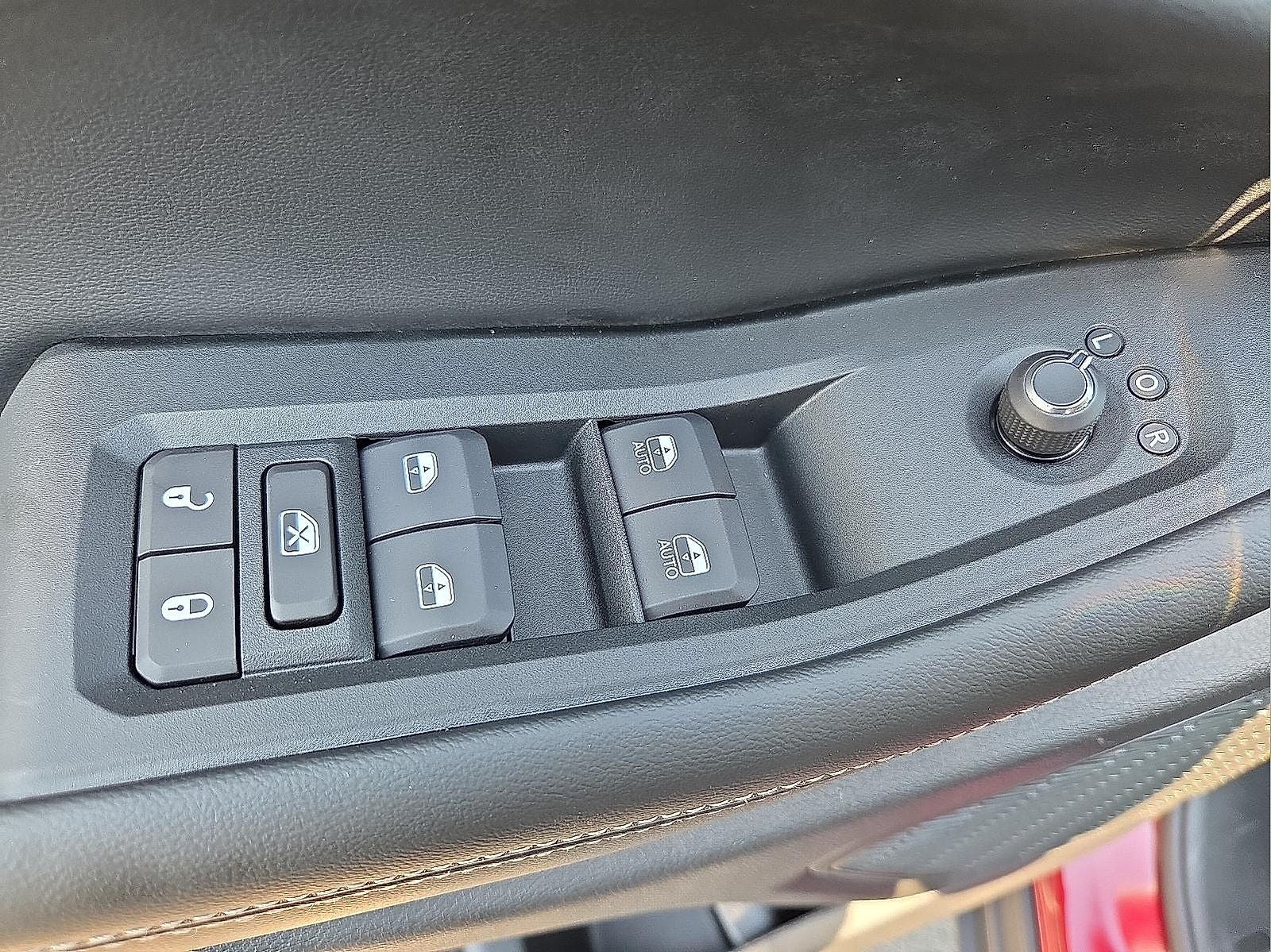 2025 Jeep Grand Cherokee GRAND CHEROKEE ALTITUDE 4X4