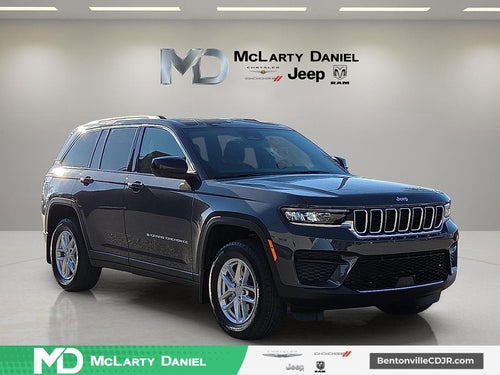 2026 Jeep Grand Cherokee GRAND CHEROKEE LAREDO X 4X4