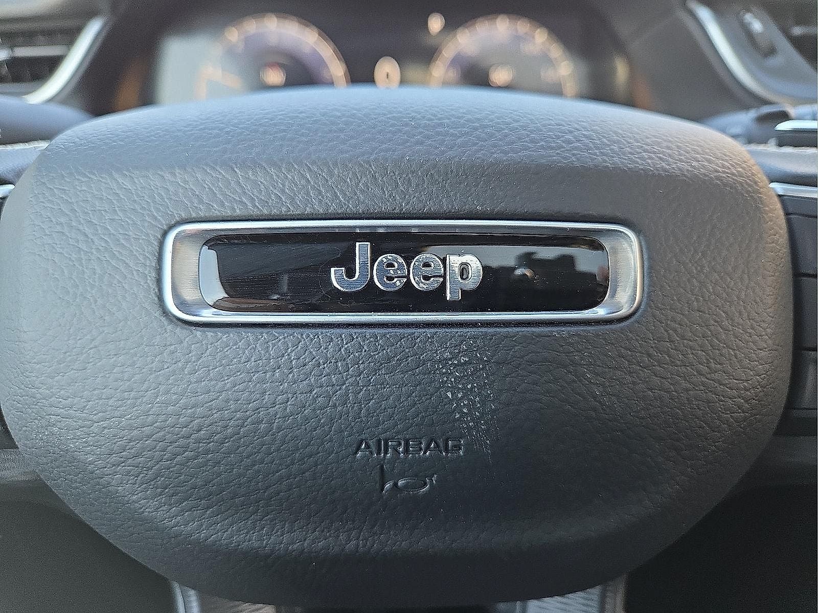 2026 Jeep Grand Cherokee GRAND CHEROKEE LAREDO X 4X4