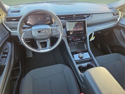 2026 Jeep Grand Cherokee GRAND CHEROKEE LAREDO X 4X4