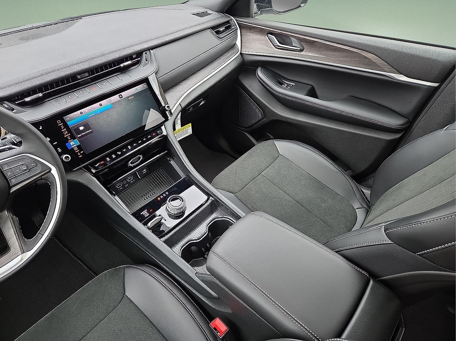 2026 Jeep Grand Cherokee GRAND CHEROKEE ALTITUDE 4X4