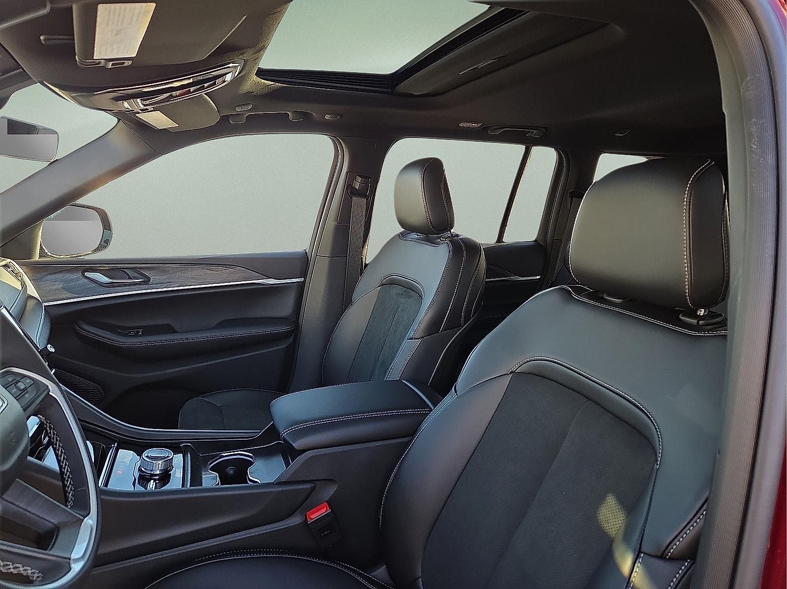 2026 Jeep Grand Cherokee GRAND CHEROKEE ALTITUDE 4X4