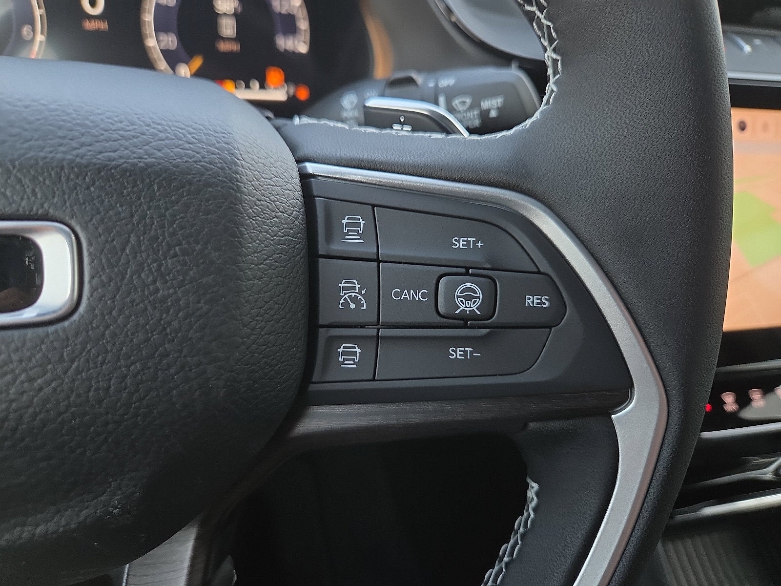 2027 Jeep Grand Cherokee GRAND CHEROKEE LAREDO ALTITUDE 4X4