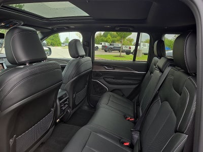 2027 Jeep Grand Cherokee GRAND CHEROKEE LIMITED RESERVE 4X4