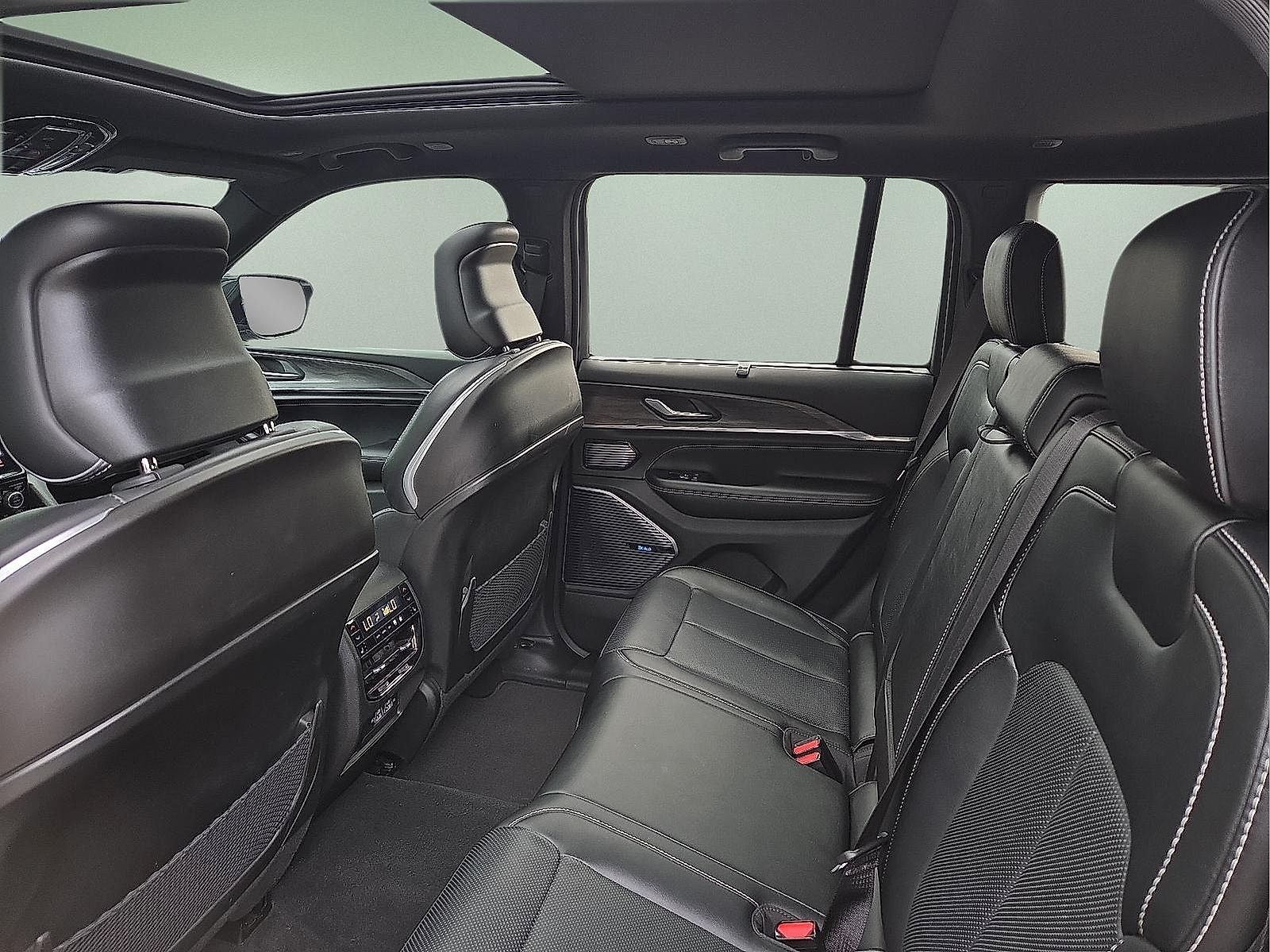 2024 Jeep Grand Cherokee Overland 4x4