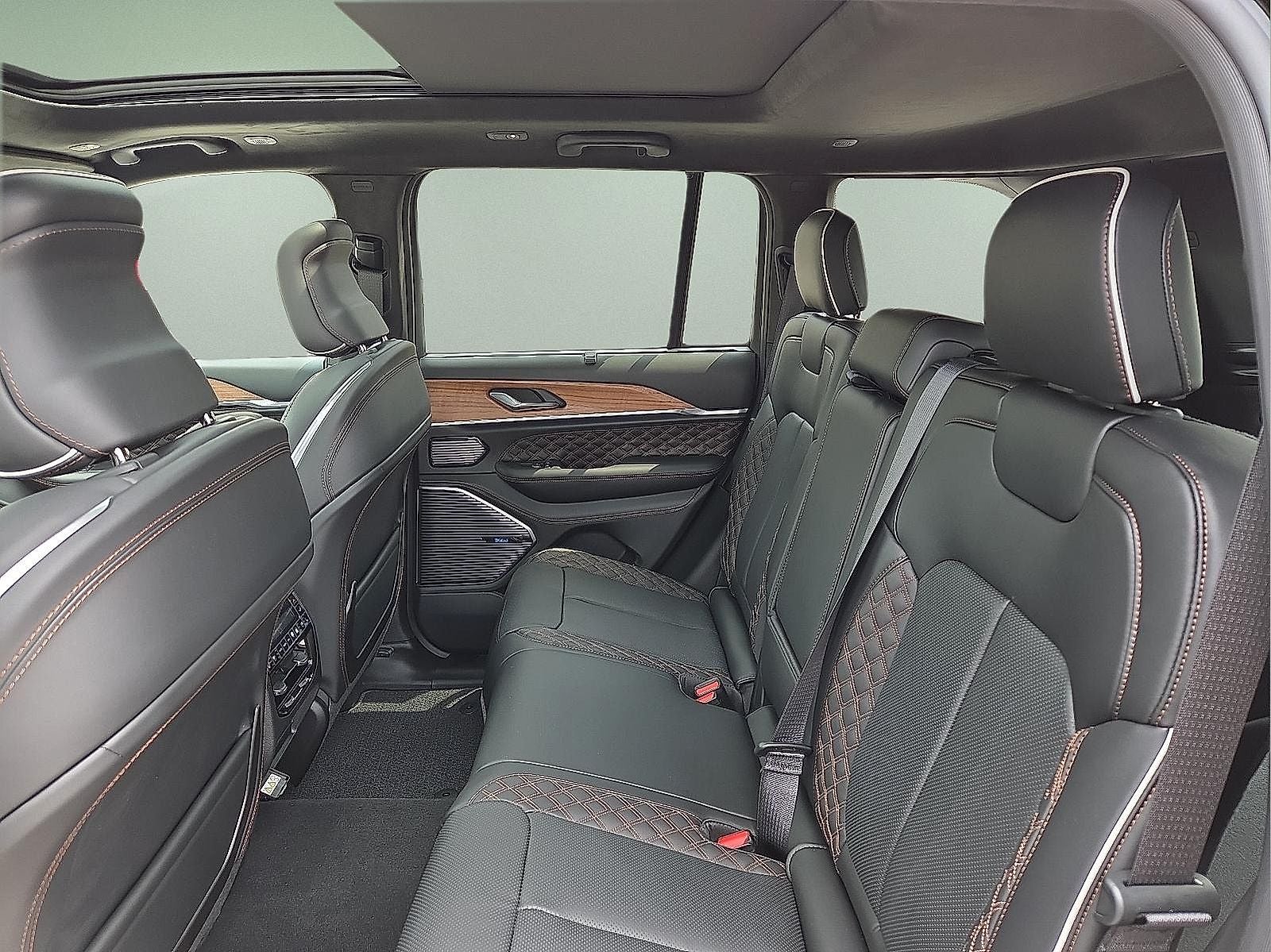2026 Jeep Grand Cherokee GRAND CHEROKEE SUMMIT 4X4