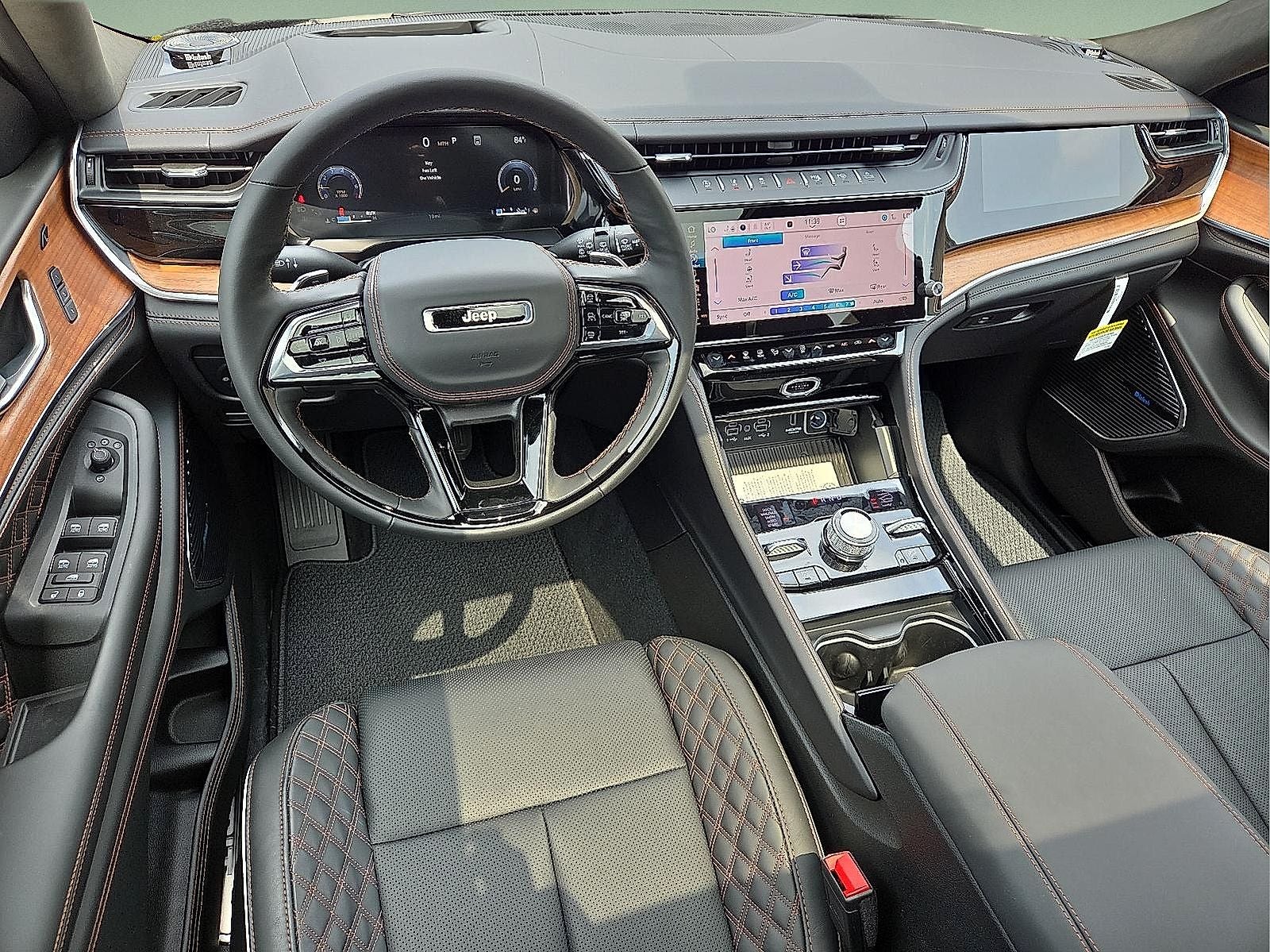 2026 Jeep Grand Cherokee GRAND CHEROKEE SUMMIT 4X4