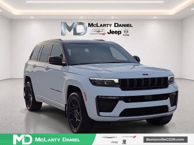 2027 Jeep Grand Cherokee GRAND CHEROKEE SUMMIT 4X4