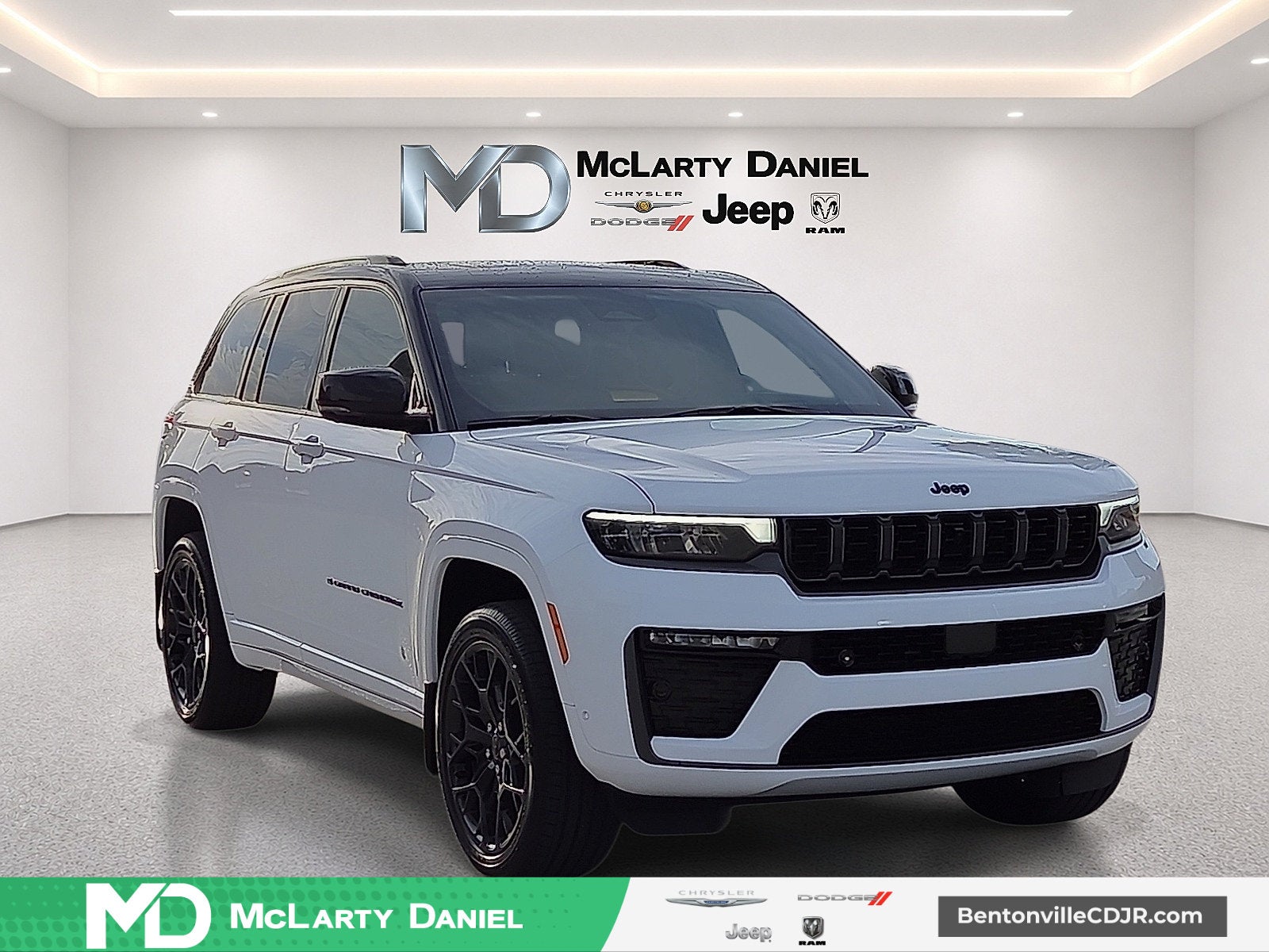 2027 Jeep Grand Cherokee GRAND CHEROKEE SUMMIT 4X4