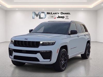 2027 Jeep Grand Cherokee GRAND CHEROKEE SUMMIT 4X4
