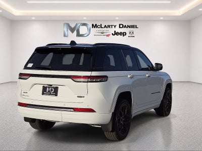 2027 Jeep Grand Cherokee GRAND CHEROKEE SUMMIT 4X4