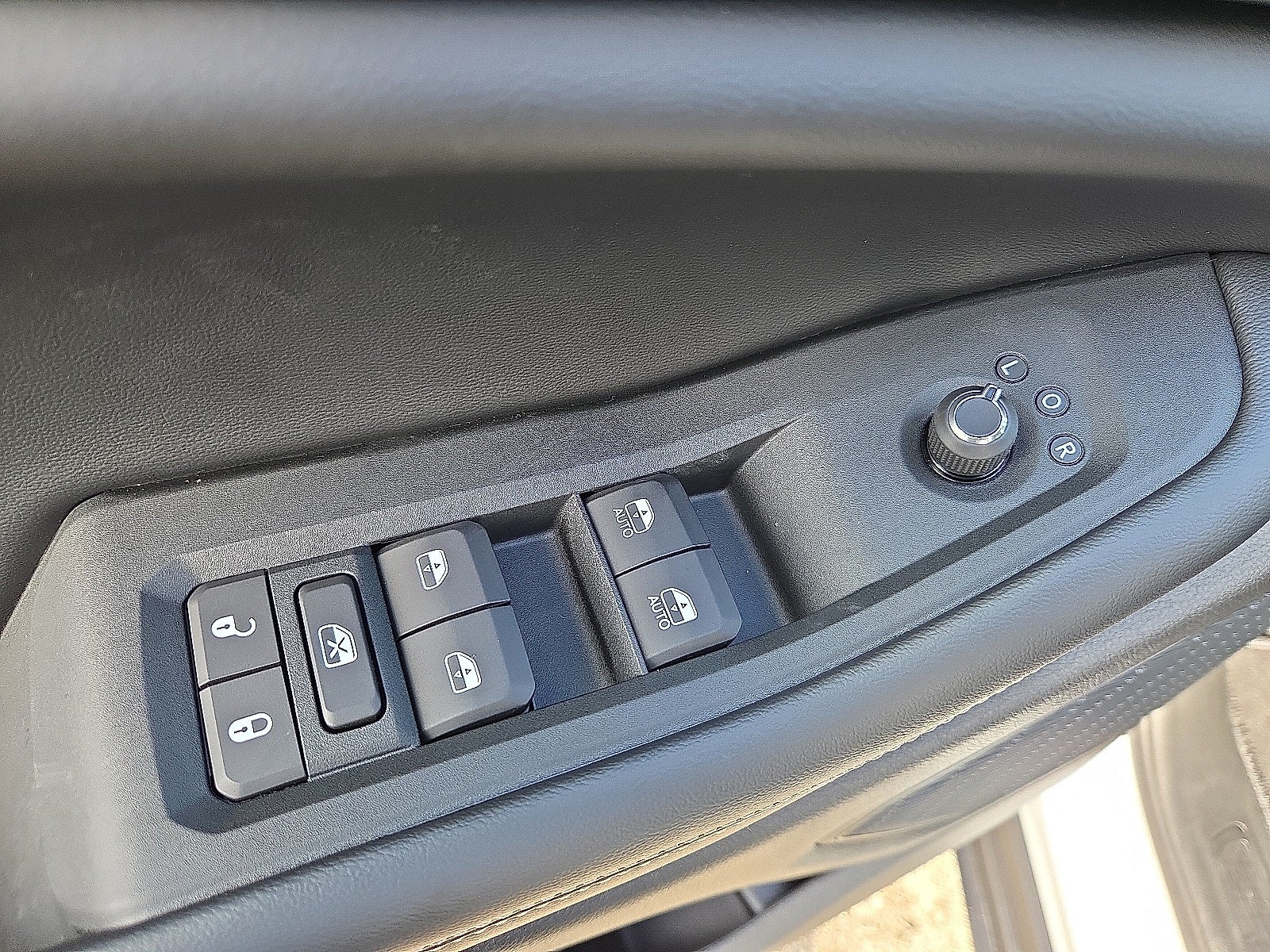 2025 Jeep Grand Cherokee GRAND CHEROKEE L ALTITUDE 4X4