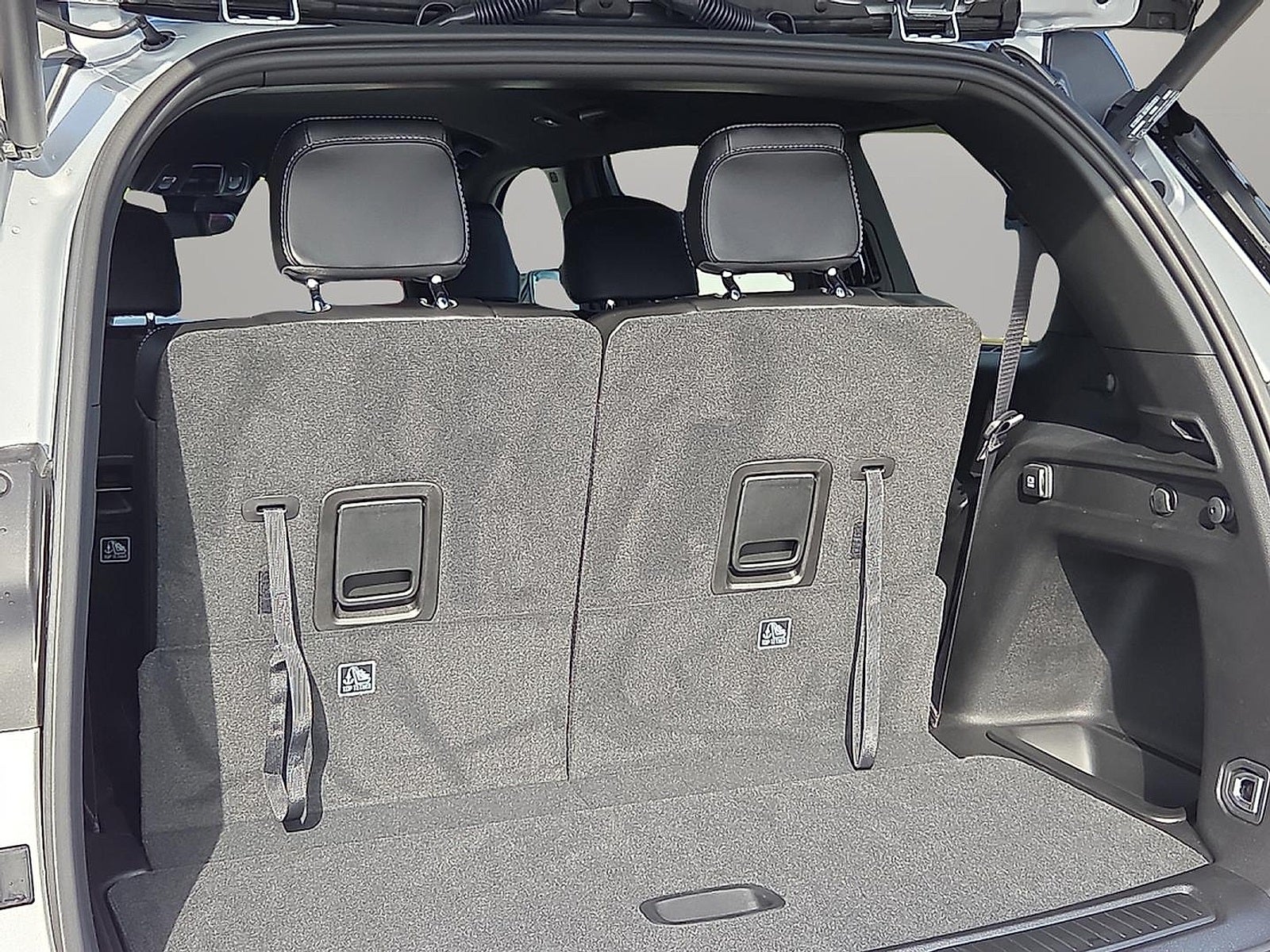 2025 Jeep Grand Cherokee GRAND CHEROKEE L ALTITUDE 4X4