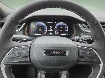 2025 Jeep Grand Cherokee GRAND CHEROKEE L LAREDO 4X4