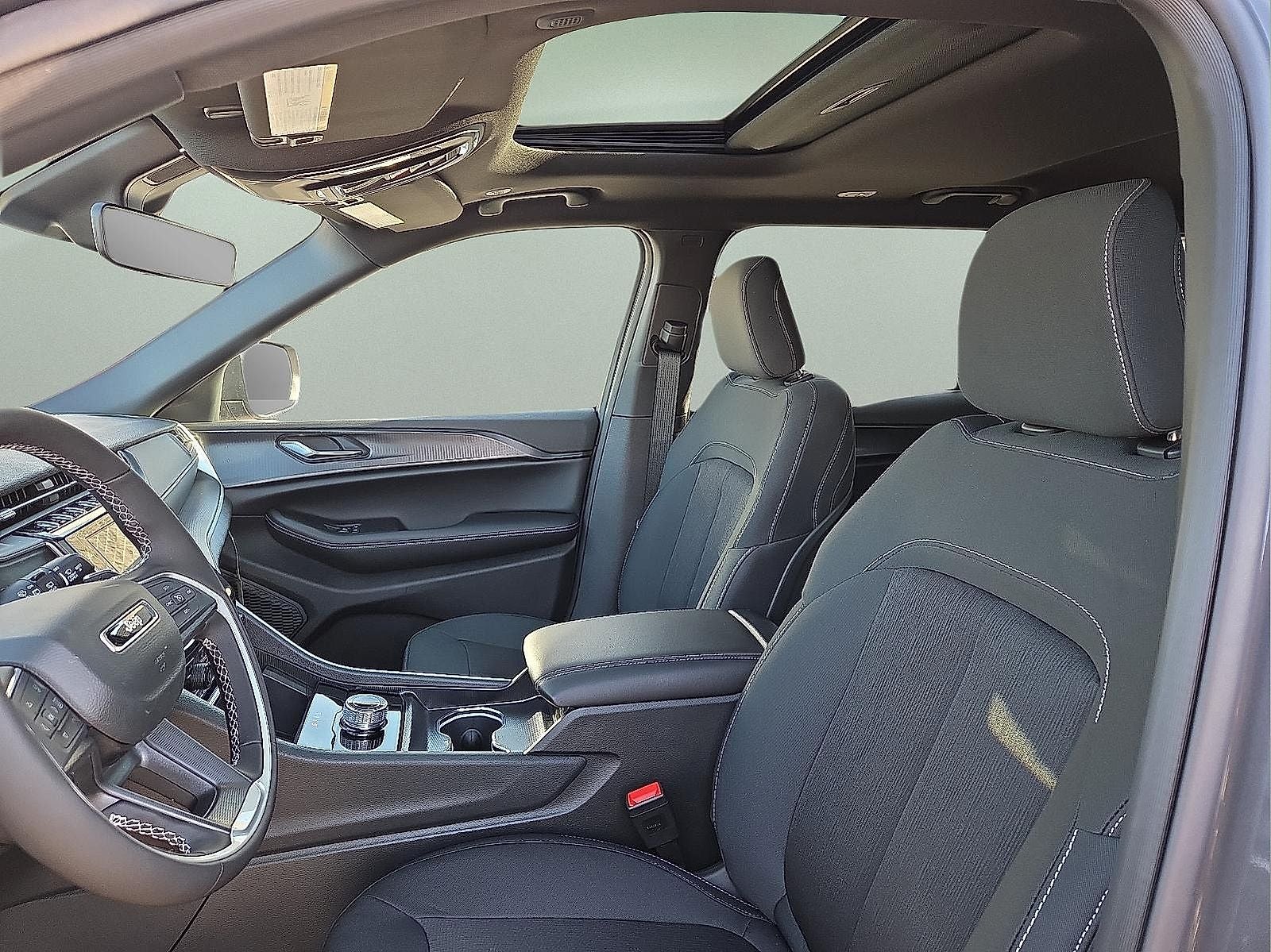 2026 Jeep Grand Cherokee GRAND CHEROKEE L LAREDO X 4X4