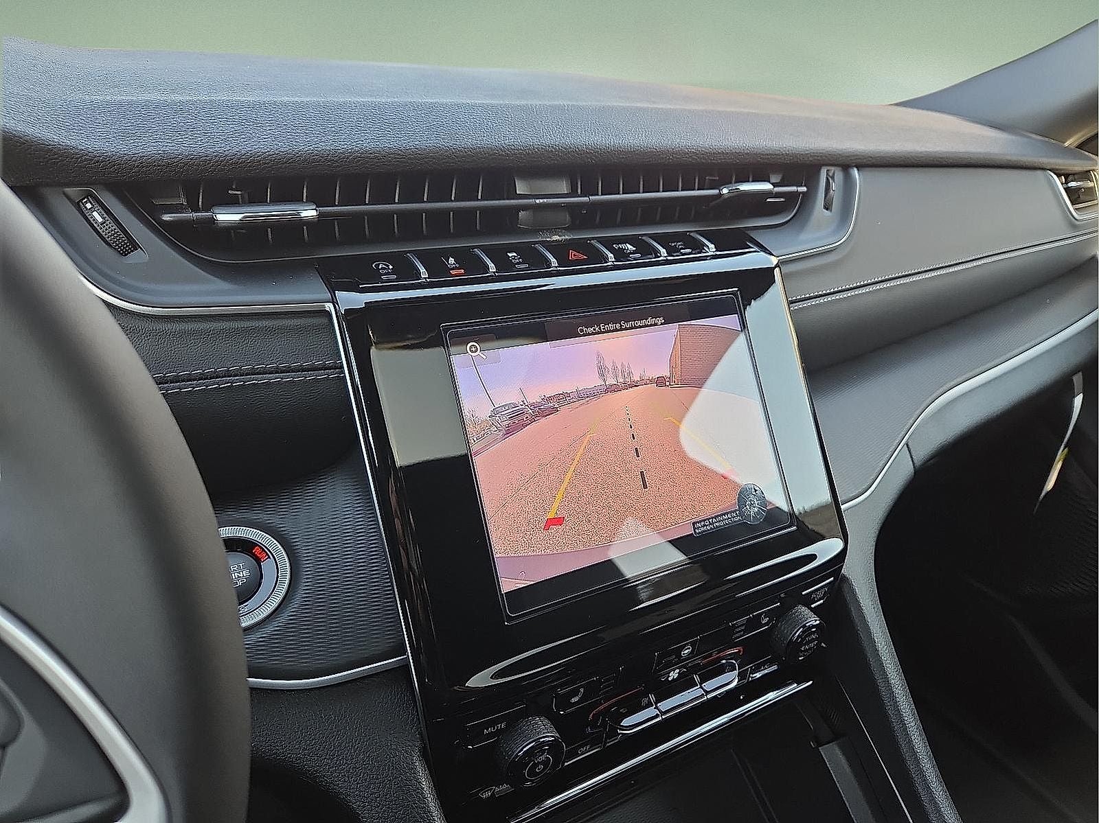 2026 Jeep Grand Cherokee GRAND CHEROKEE L LAREDO X 4X4