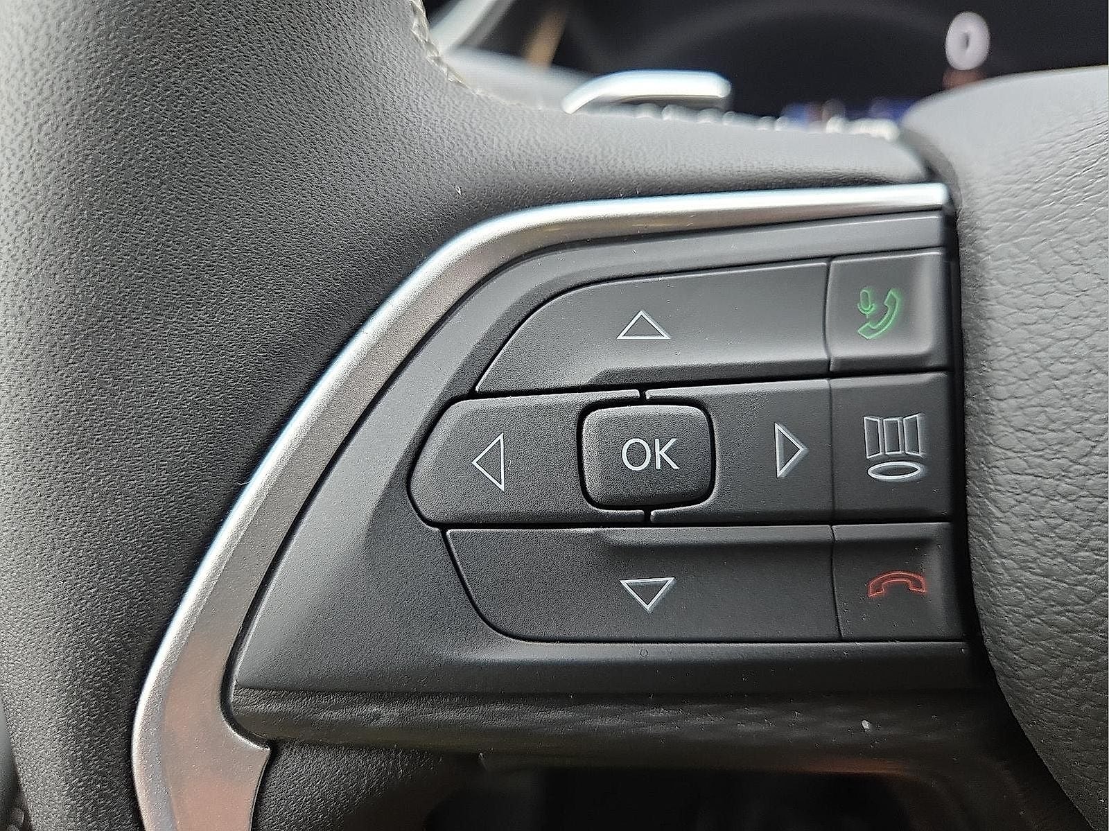 2025 Jeep Grand Cherokee GRAND CHEROKEE L ALTITUDE 4X4