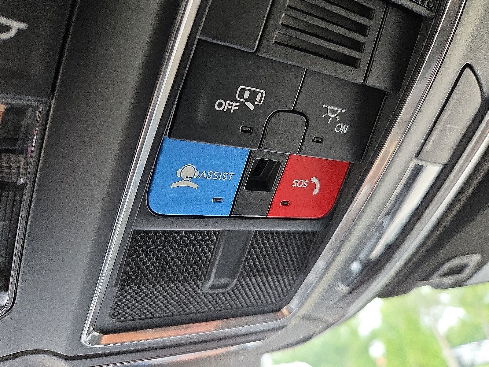 2025 Jeep Grand Cherokee GRAND CHEROKEE L LAREDO 4X4