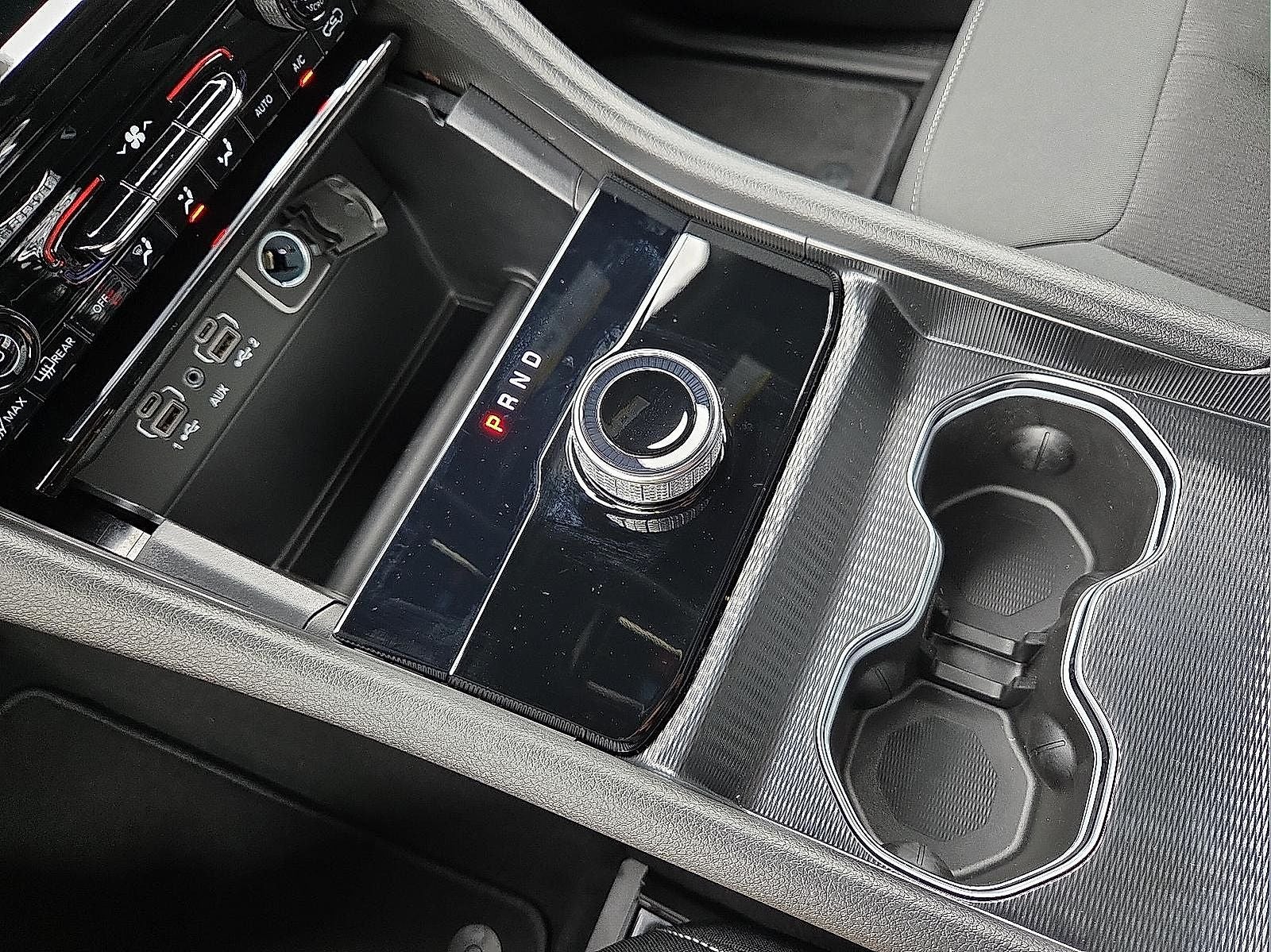 2025 Jeep Grand Cherokee GRAND CHEROKEE L LAREDO 4X4