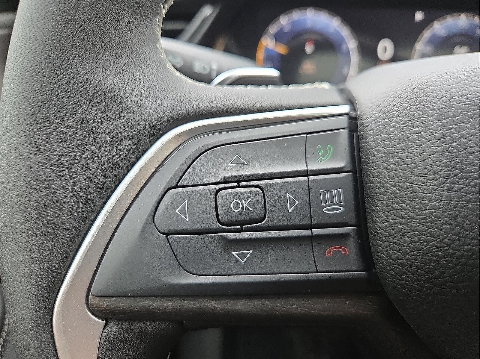 2026 Jeep Grand Cherokee GRAND CHEROKEE L LAREDO ALTITUDE 4X4