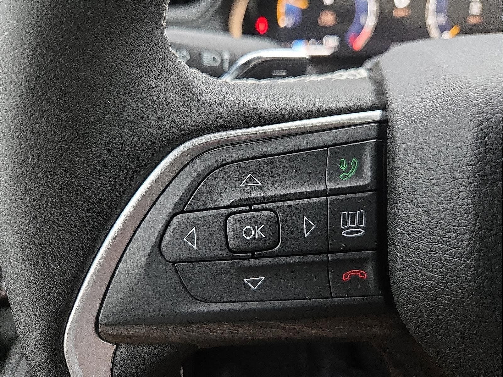 2026 Jeep Grand Cherokee GRAND CHEROKEE L LAREDO ALTITUDE 4X4