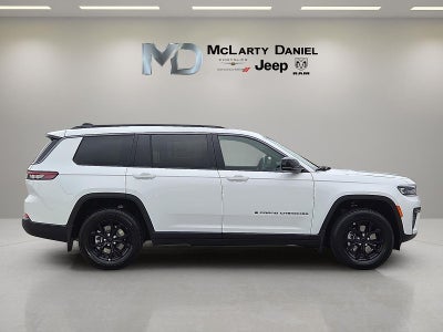 2026 Jeep Grand Cherokee GRAND CHEROKEE L LAREDO ALTITUDE 4X4