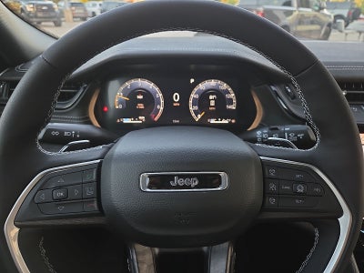 2027 Jeep Grand Cherokee GRAND CHEROKEE L LAREDO ALTITUDE 4X4