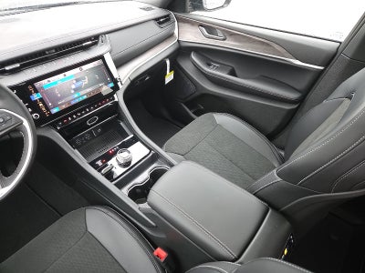 2027 Jeep Grand Cherokee GRAND CHEROKEE L LAREDO ALTITUDE 4X4