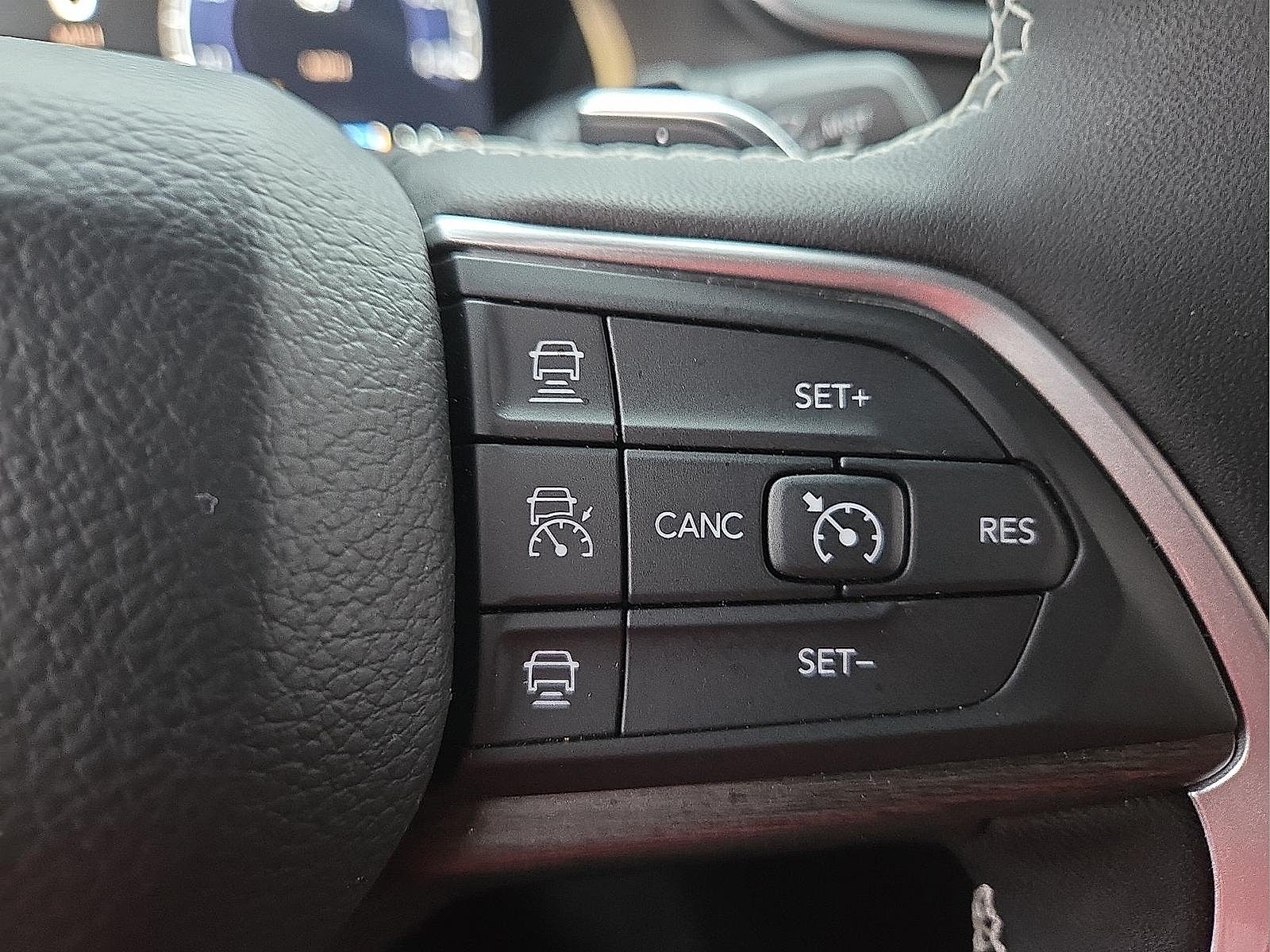 2025 Jeep Grand Cherokee L Limited 4x4