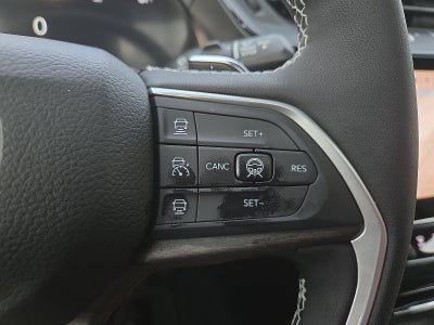 2027 Jeep Grand Cherokee GRAND CHEROKEE L LIMITED 4X4
