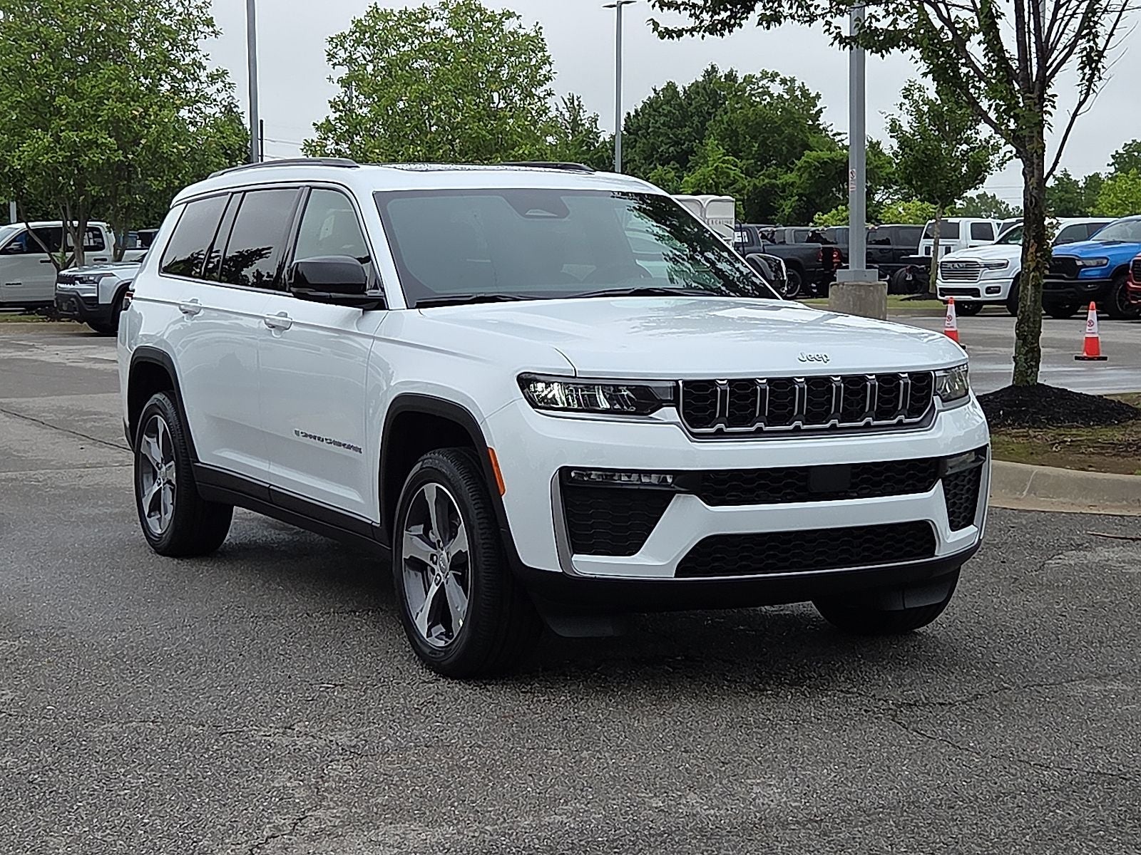 2026 Jeep Grand Cherokee GRAND CHEROKEE L LIMITED 4X4