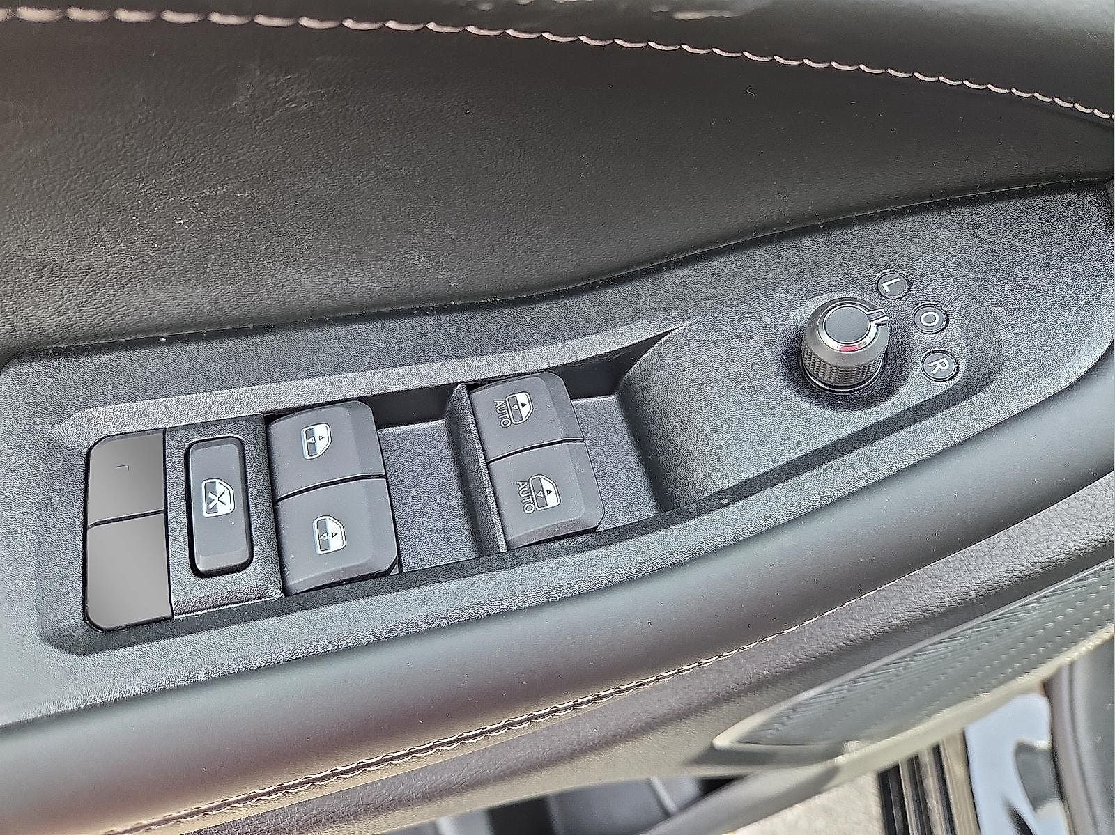 2026 Jeep Grand Cherokee GRAND CHEROKEE L LIMITED RESERVE 4X4