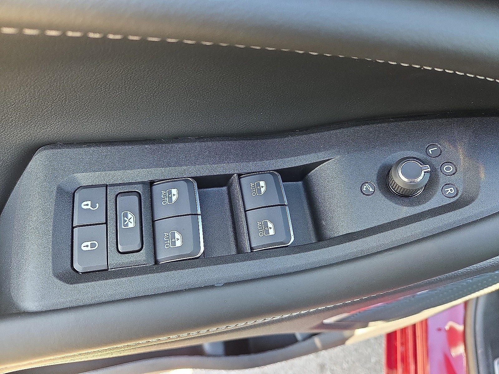 2025 Jeep Grand Cherokee GRAND CHEROKEE L OVERLAND 4X4