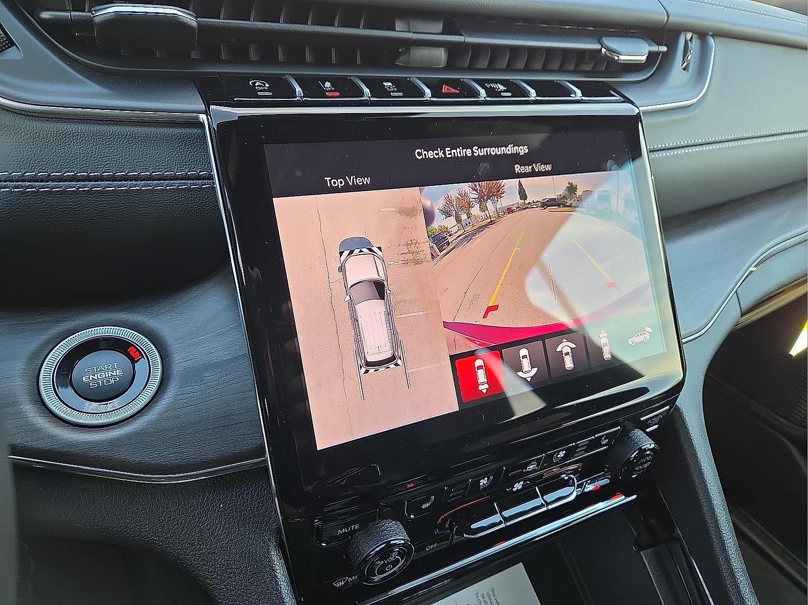 2025 Jeep Grand Cherokee GRAND CHEROKEE L OVERLAND 4X4