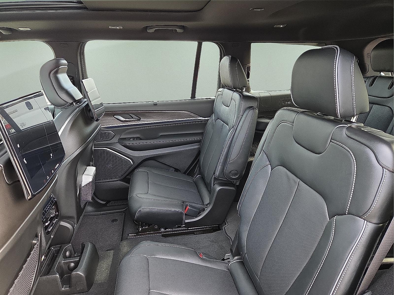 2025 Jeep Grand Cherokee GRAND CHEROKEE L OVERLAND 4X4