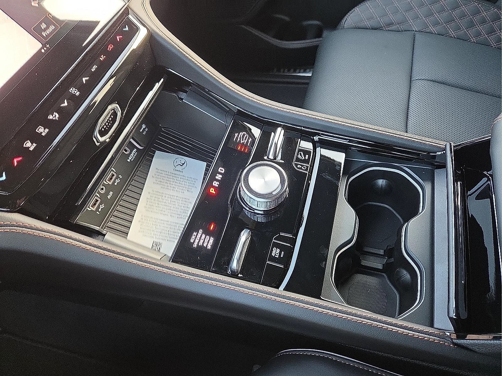 2026 Jeep Grand Cherokee GRAND CHEROKEE L SUMMIT 4X4