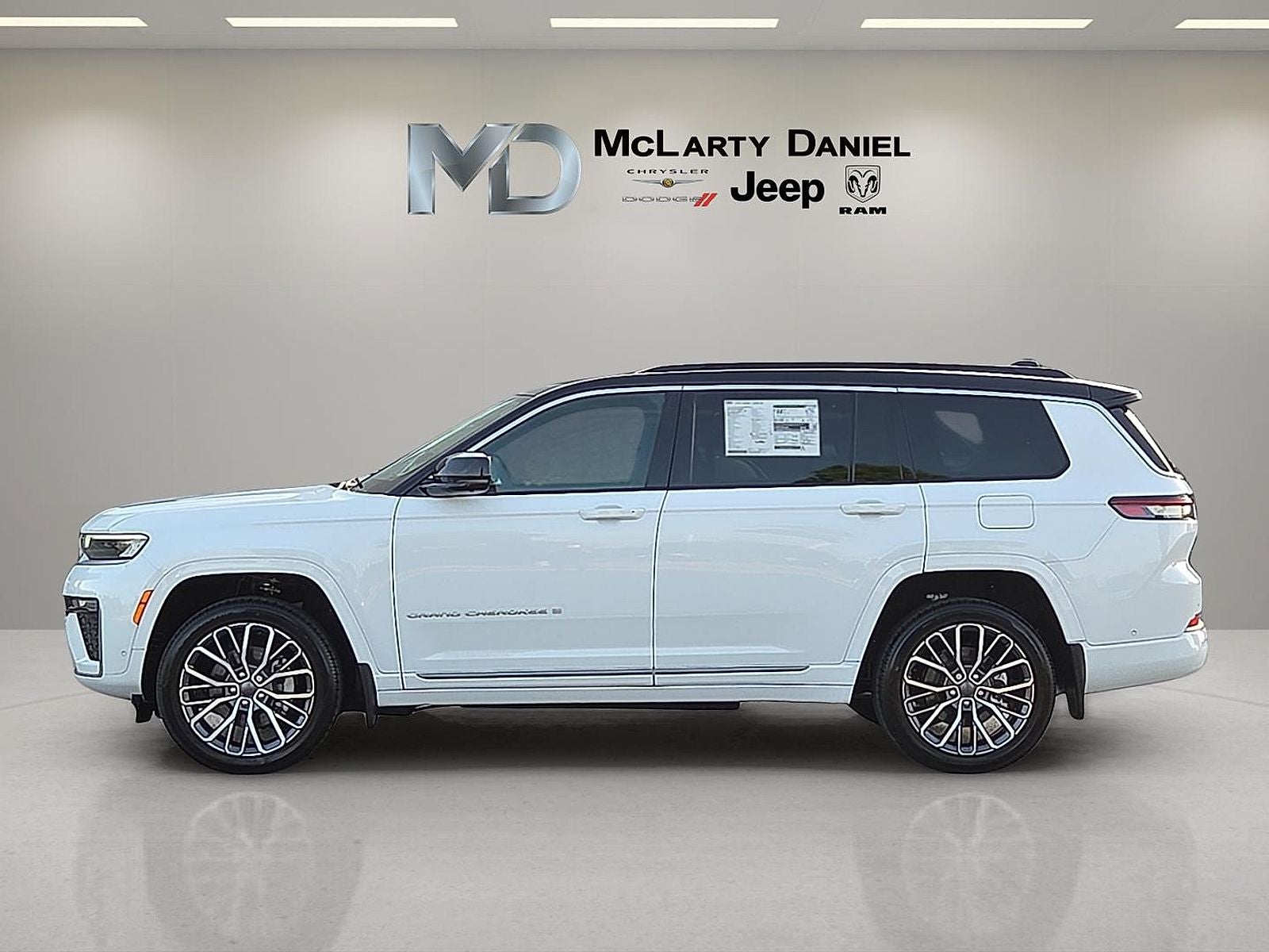 2026 Jeep Grand Cherokee GRAND CHEROKEE L SUMMIT 4X4