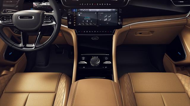 2026 Jeep Grand Cherokee GRAND CHEROKEE L SUMMIT 4X4