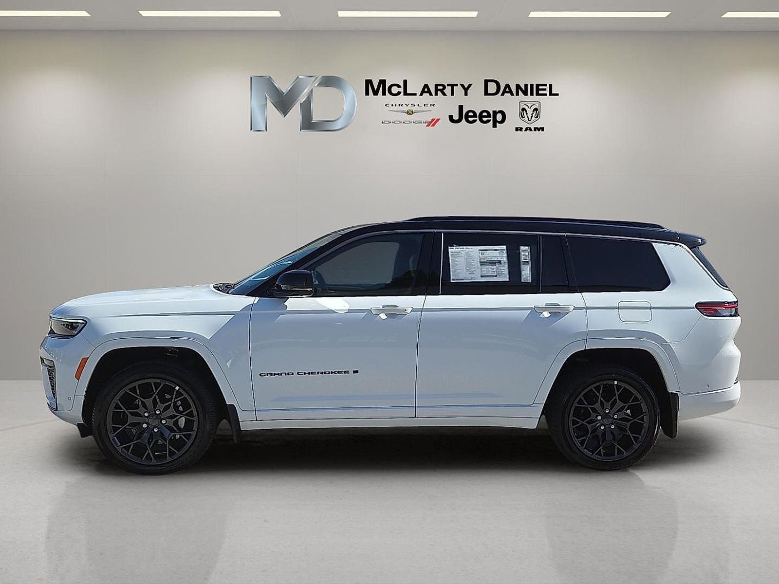 2026 Jeep Grand Cherokee GRAND CHEROKEE L SUMMIT 4X4