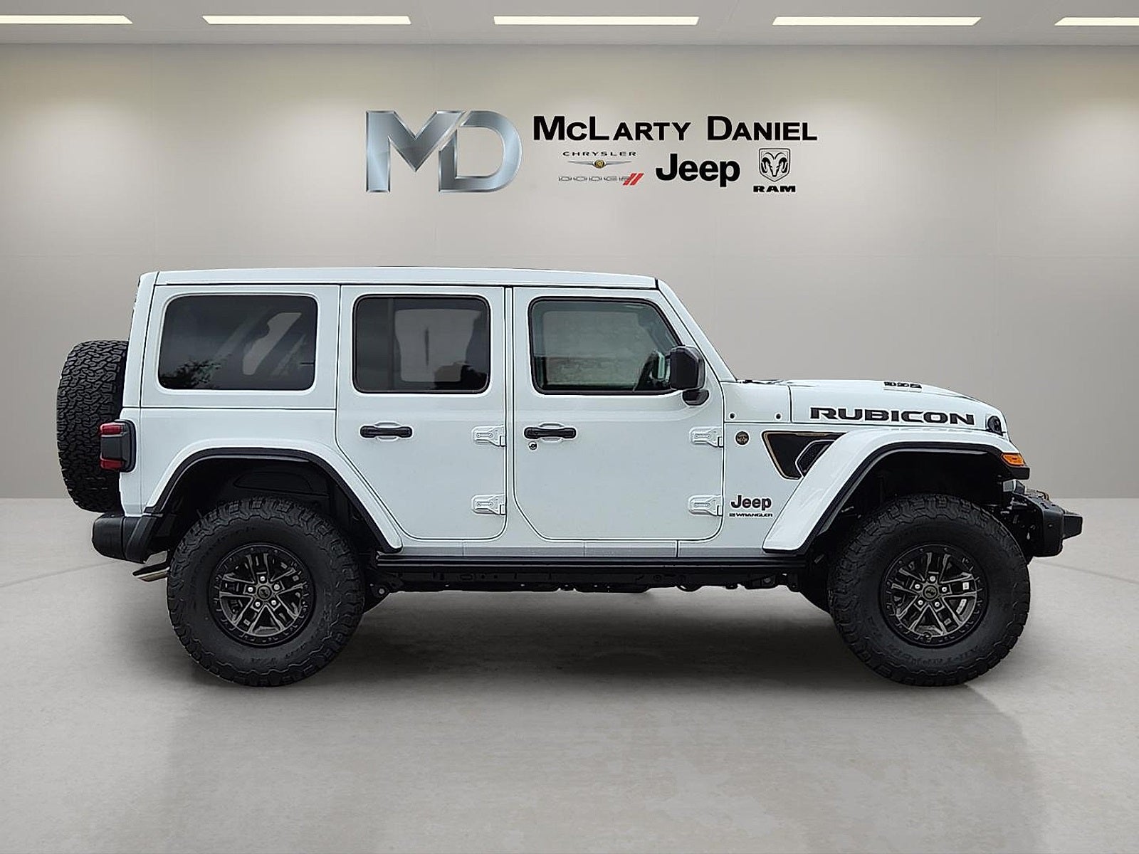 2025 Jeep Wrangler WRANGLER 4-DOOR RUBICON 392
