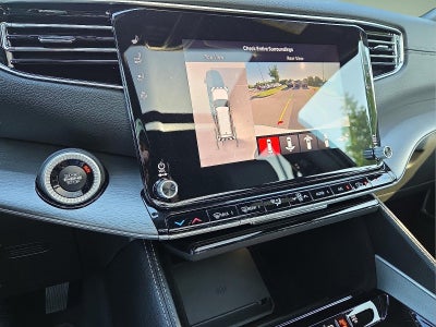 2025 Jeep Wagoneer WAGONEER L SERIES II 4X4