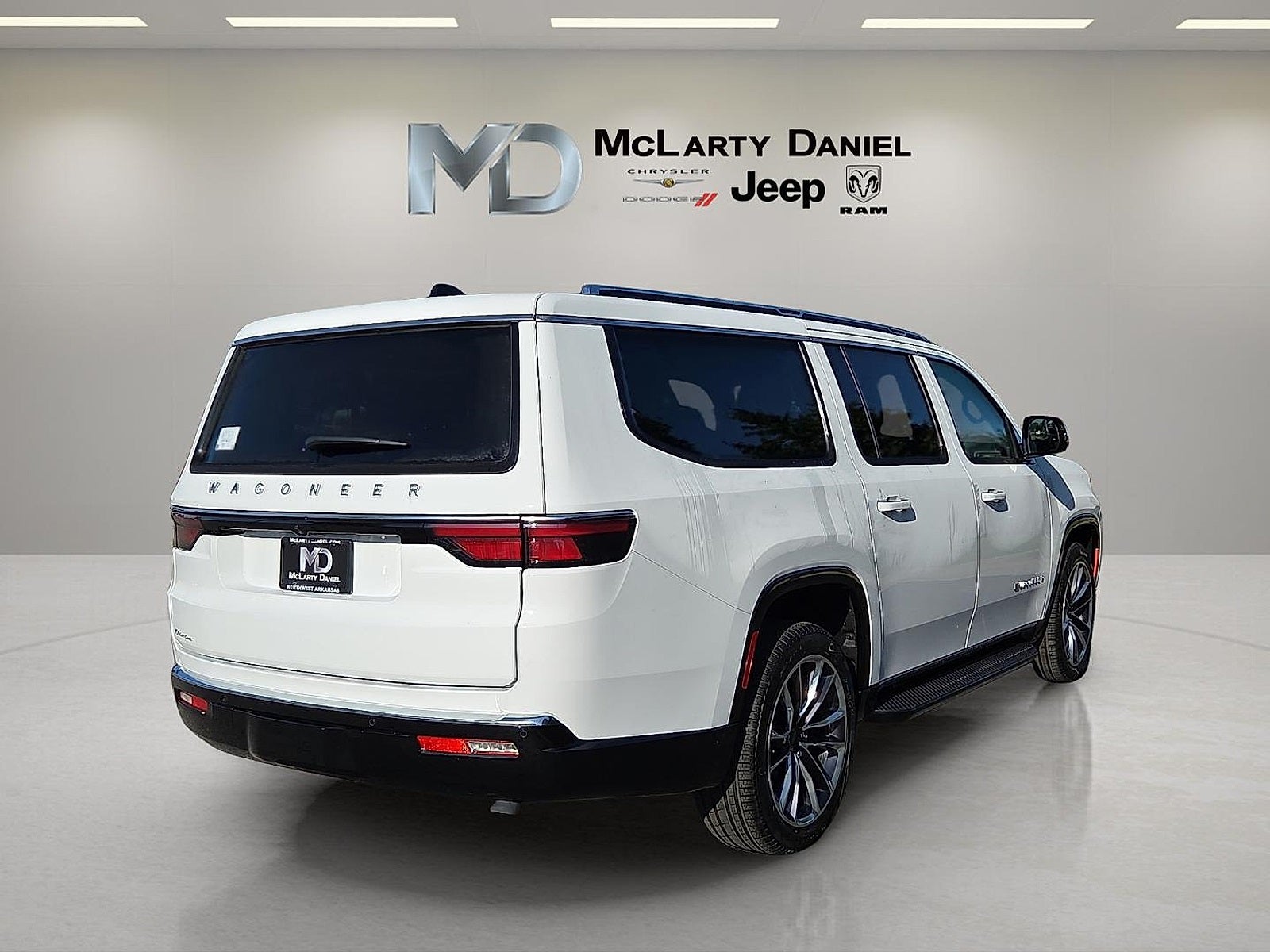 2025 Jeep Wagoneer WAGONEER L SERIES II 4X4