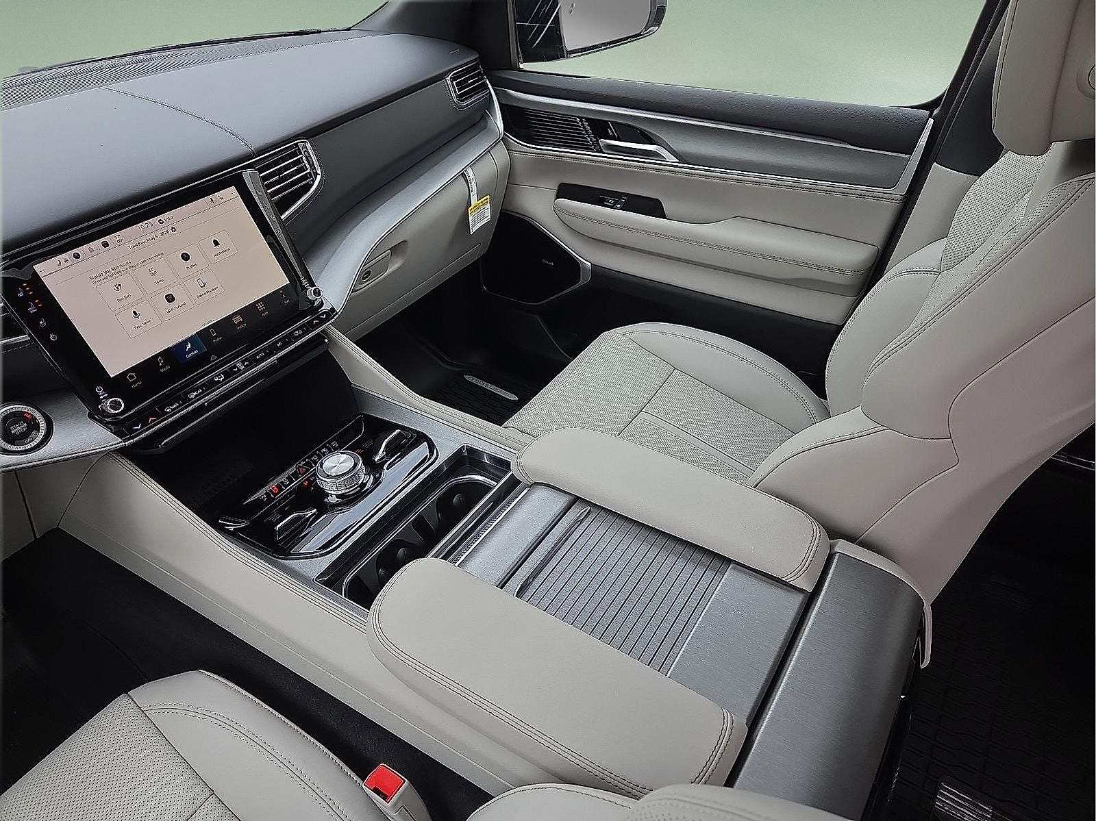 2026 Jeep Grand Wagoneer GRAND WAGONEER L LIMITED RESERVE 4X4