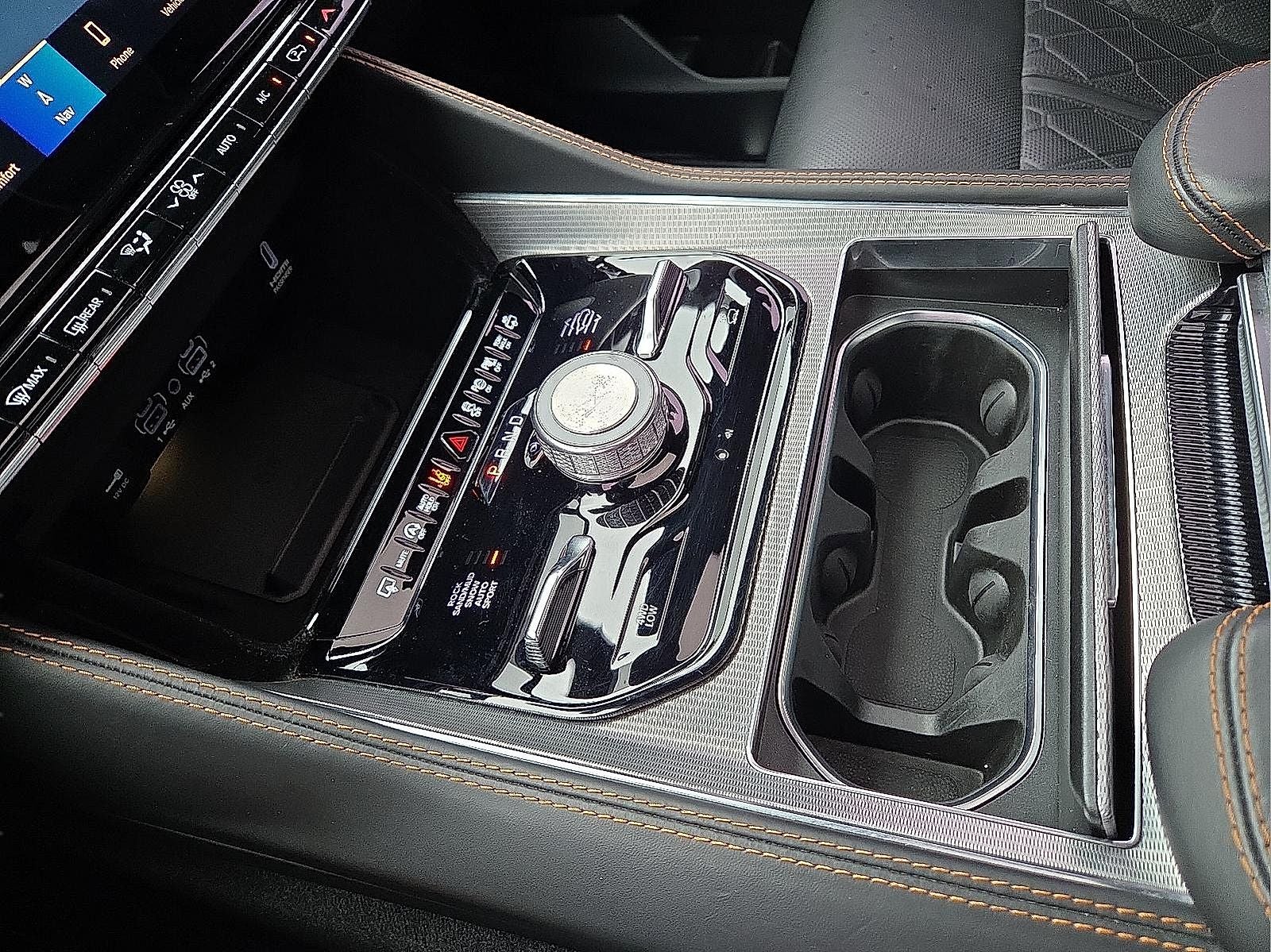 2023 Jeep Grand Wagoneer L Series III